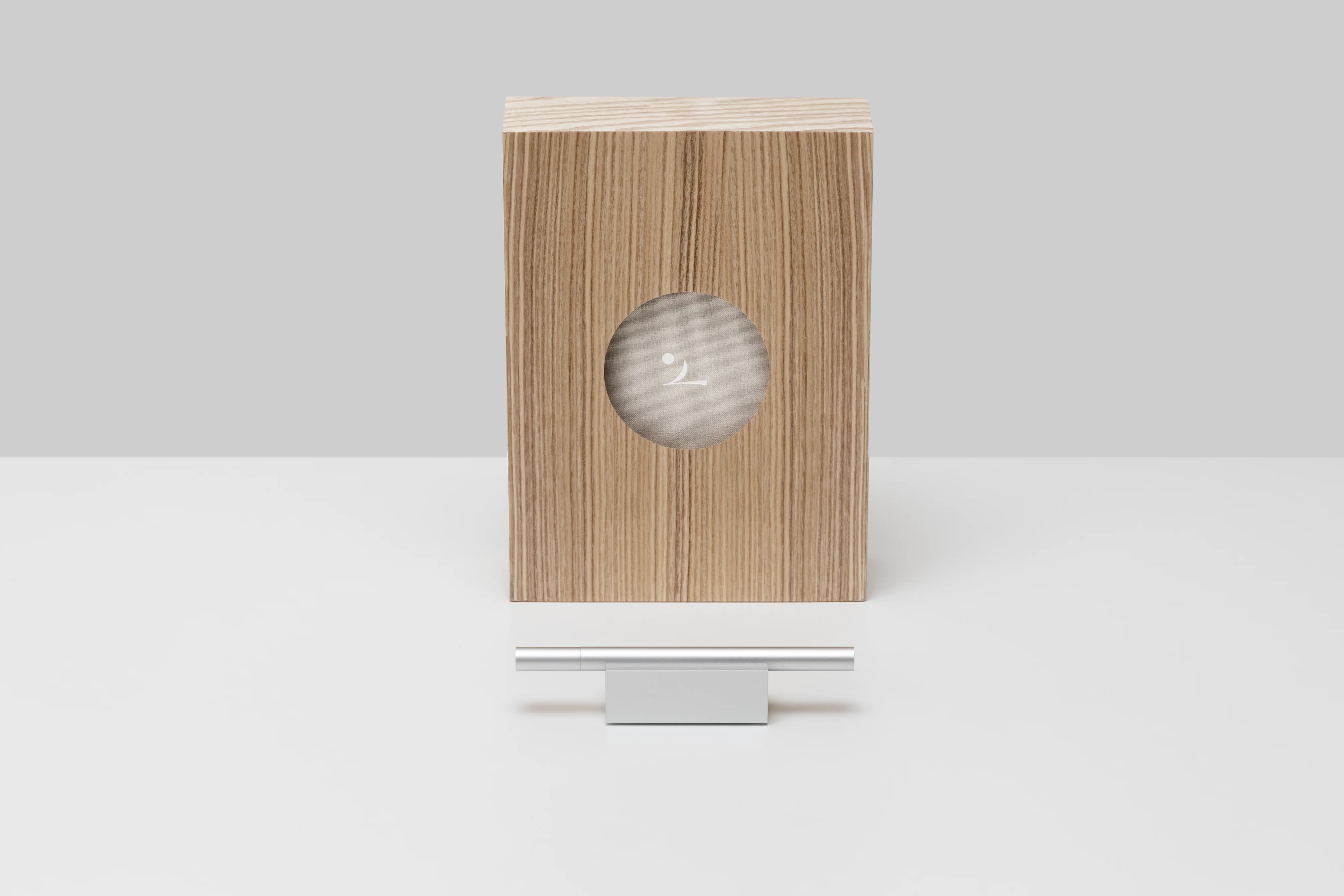 Pen & Stand - Image 16